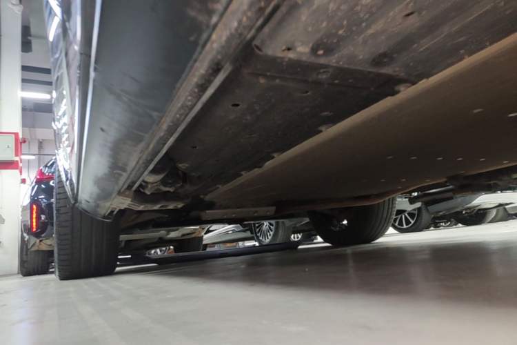 Used Li Auto L9 2022 Max model Left Side Sill