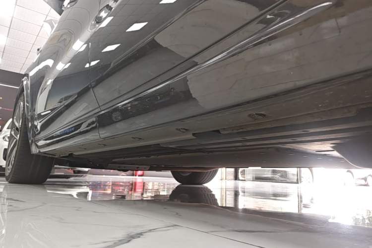 Used Li Auto L9 2022 Max model Left Side Sill