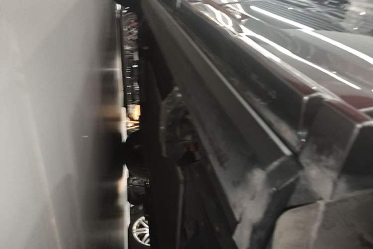 Used Li Auto L9 2022 Max model Left Side Sill