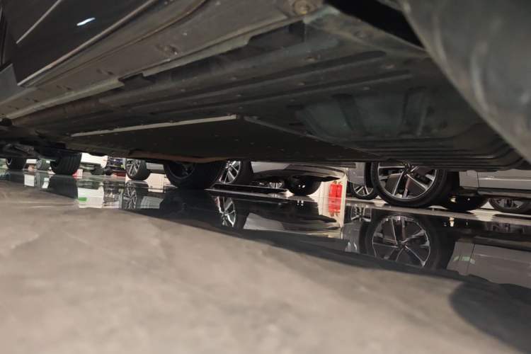 Used Li Auto L9 2022 Max model Left Side Sill
