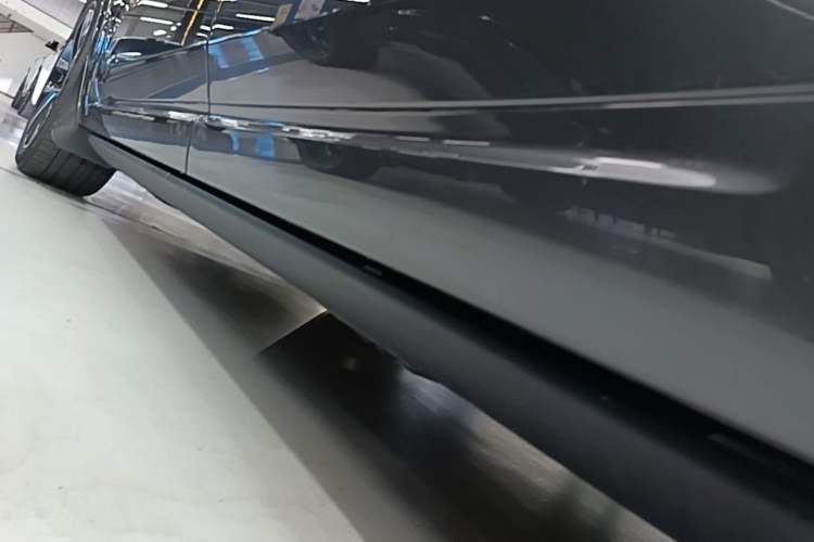 Used Li Auto L9 2022 Max model Left Side Sill