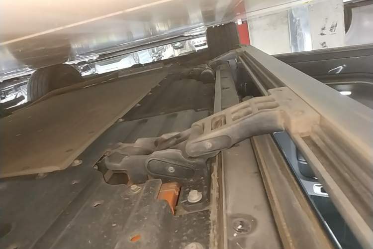 Used Li Auto L9 2022 Max model Left Side Sill