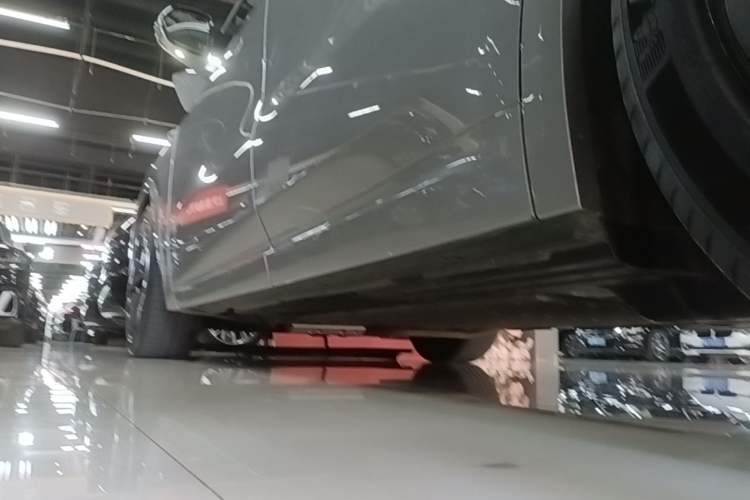 Used Li Auto L9 2022 Max model Left Side Sill
