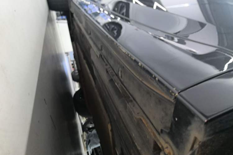 Used Li Auto L9 2022 Max model Left Side Sill