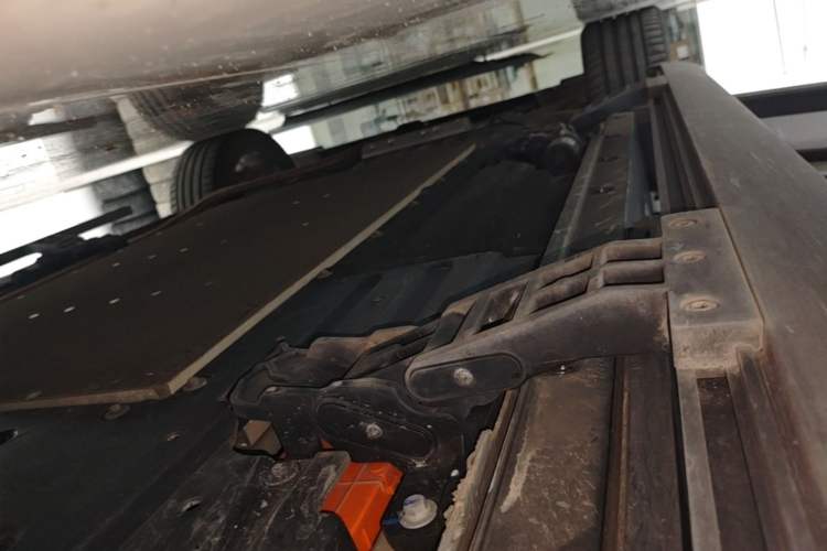 Used Li Auto L9 2022 Max model Left Side Sill
