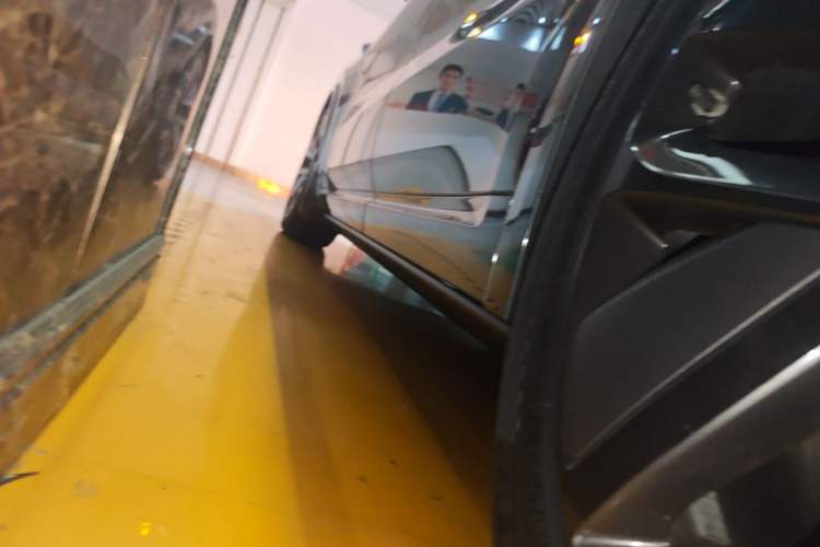 Used Li Auto L9 2022 Max model Left Side Sill