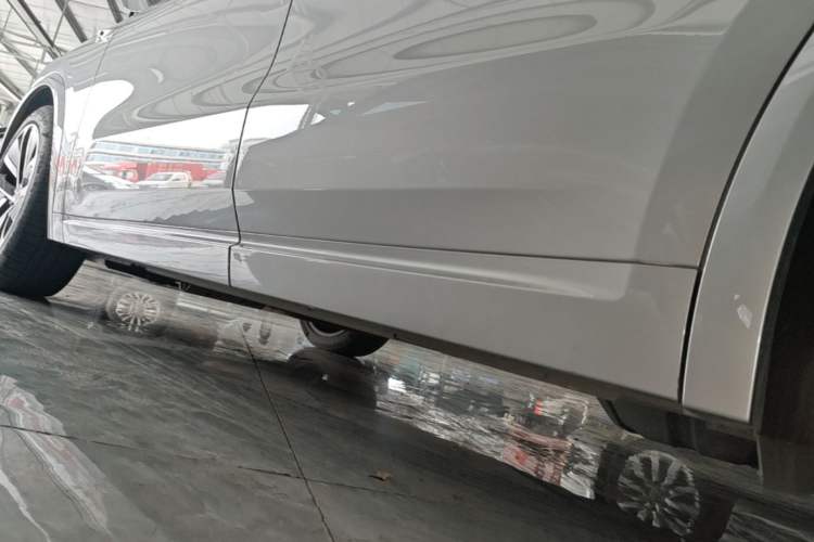 Used Li Auto L9 2022 Max model Left Side Sill