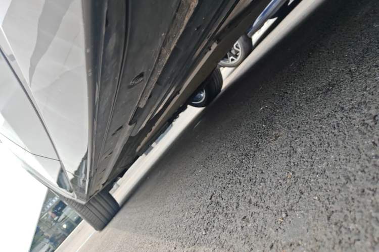 Used Li Auto L9 2022 Max model Left Side Sill