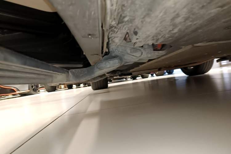Used Li Auto L9 2022 Max model Left Side Sill