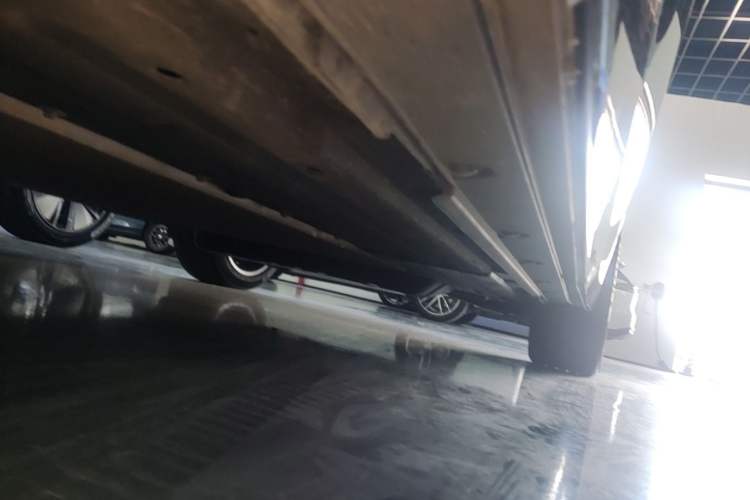 Used Li Auto L9 2022 Max model Left Side Sill