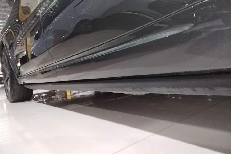 Used Li Auto L9 2022 Max model Left Side Sill