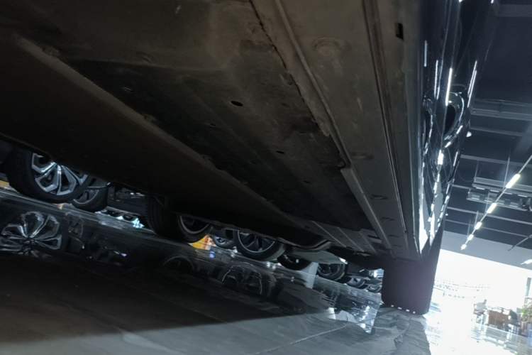 Used Li Auto L9 2022 Max model Left Side Sill