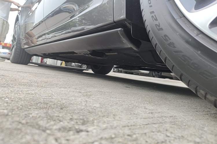 Used Li Auto L9 2022 Max model Left Side Sill