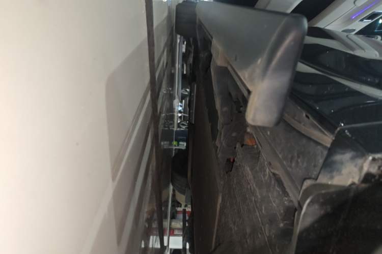 Used Li Auto L9 2022 Max model Left Side Sill