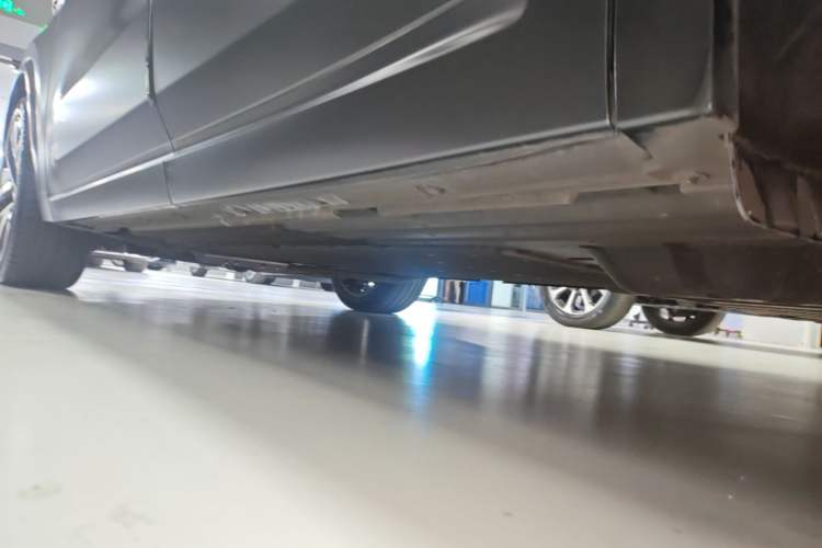 Used Li Auto L9 2022 Max model Left Side Sill