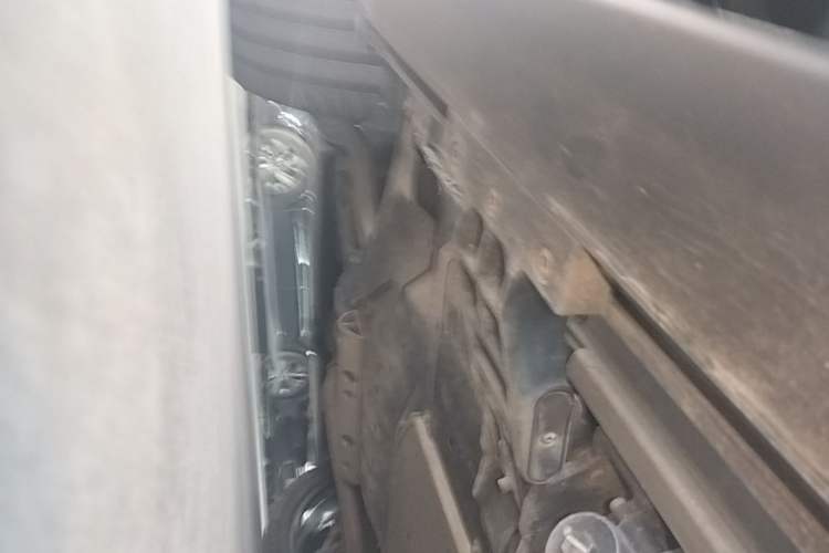 Used Li Auto L9 2022 Max model Left Side Sill