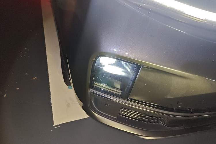Used Li Auto L9 2022 Max model Right Front Headlight