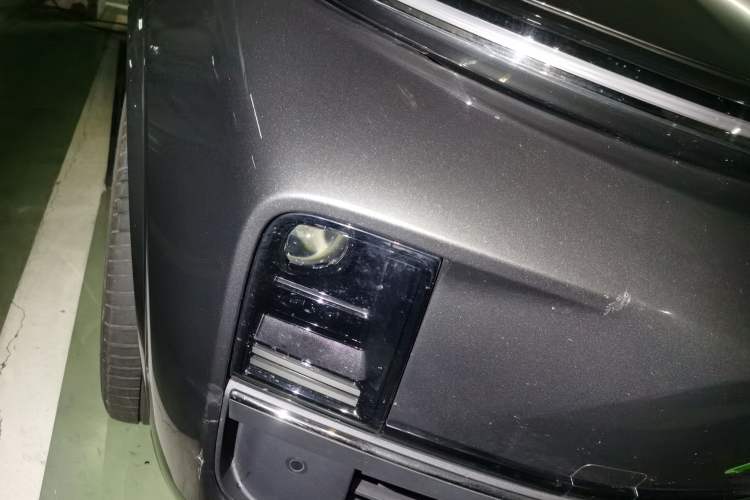 Used Li Auto L9 2022 Max model Right Front Headlight