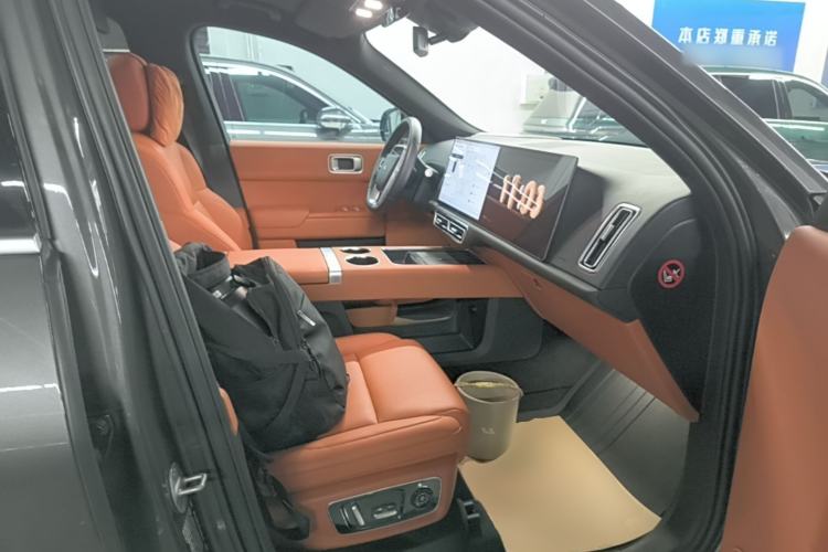 Used Li Auto L9 2022 Max model Right Front Seat