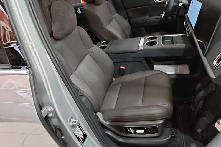 Used Li Auto L9 2022 Max model Right Front Seat
