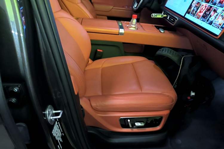 Used Li Auto L9 2022 Max model Right Front Seat
