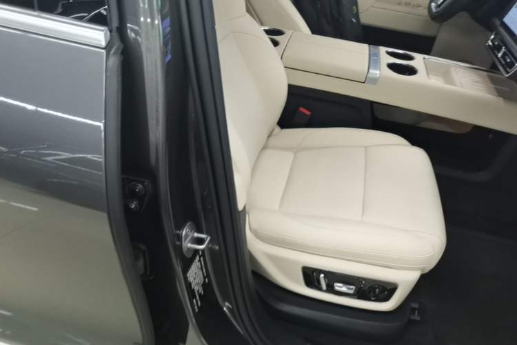 Used Li Auto L9 2022 Max model Right Front Seat