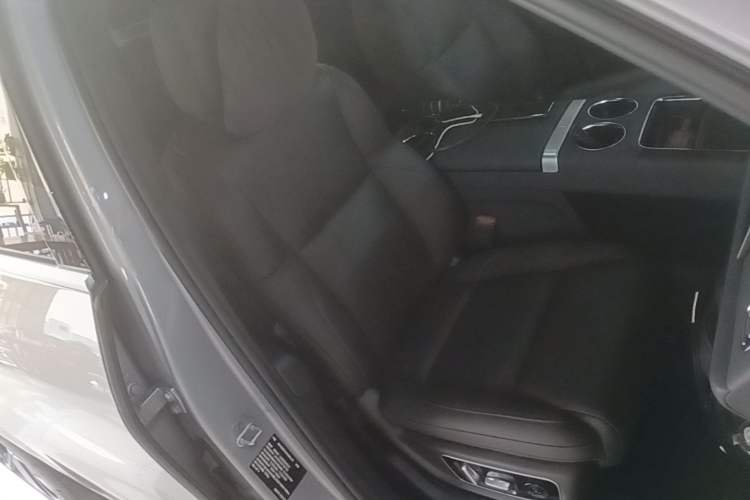 Used Li Auto L9 2022 Max model Right Front Seat