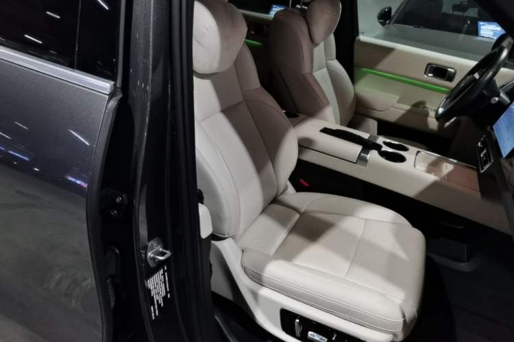 Used Li Auto L9 2022 Max model Right Front Seat