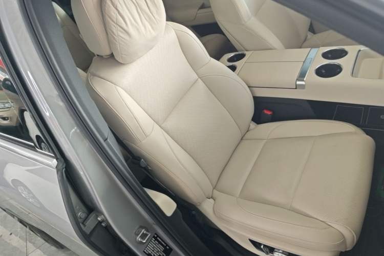 Used Li Auto L9 2022 Max model Right Front Seat