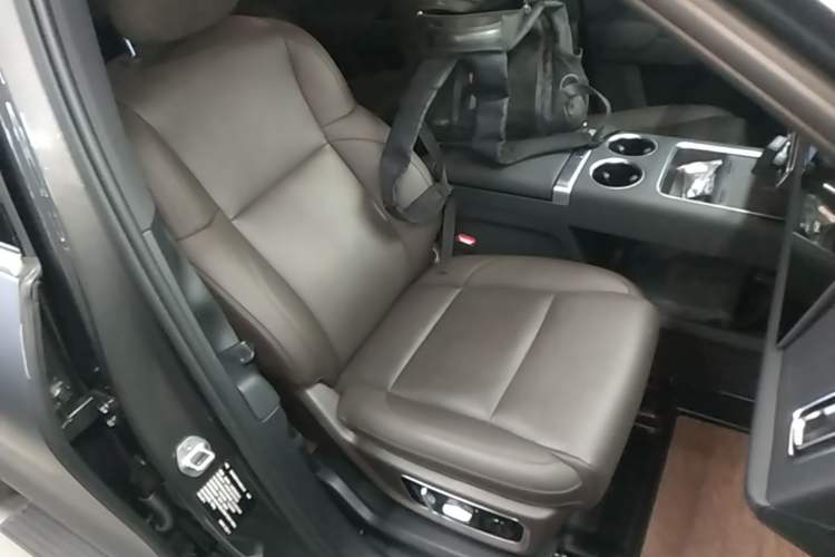 Used Li Auto L9 2022 Max model Right Front Seat