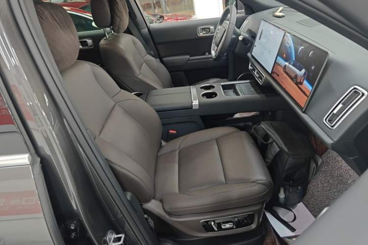 Used Li Auto L9 2022 Max model Right Front Seat