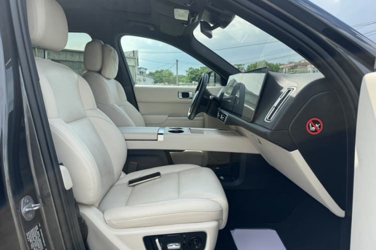 Used Li Auto L9 2022 Max model Right Front Seat