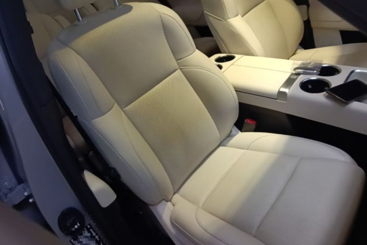 Used Li Auto L9 2022 Max model Right Front Seat