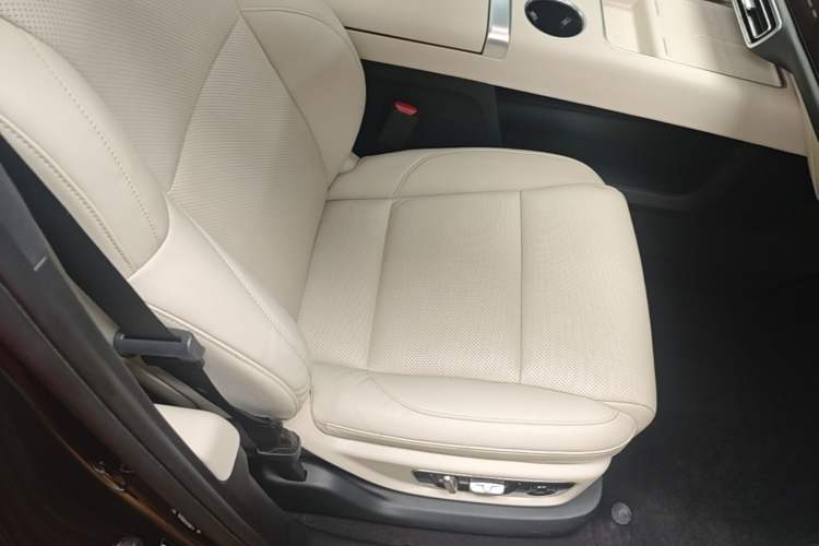 Used Li Auto L9 2022 Max model Right Front Seat