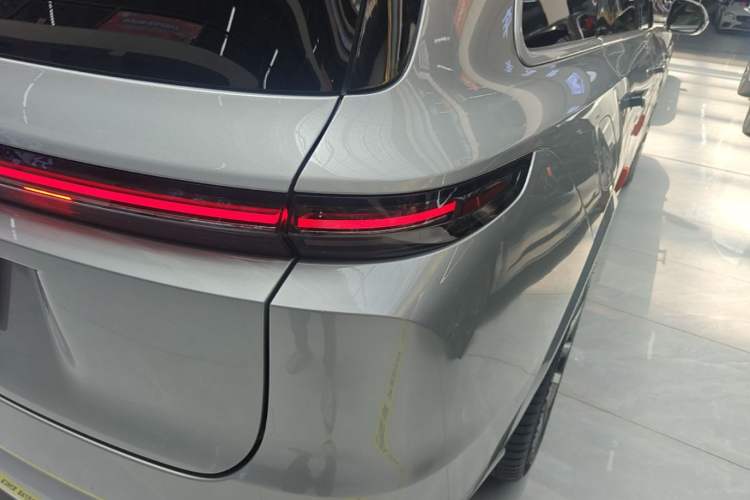 Used Li Auto L9 2022 Max model Right Rear Taillight