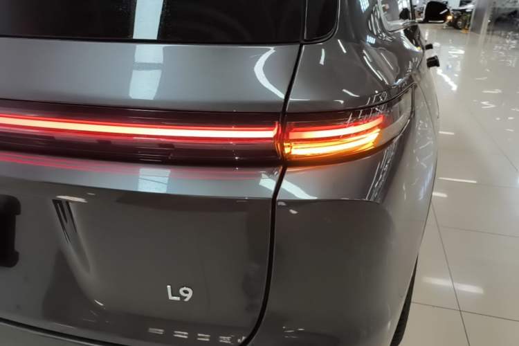 Used Li Auto L9 2022 Max model Right Rear Taillight