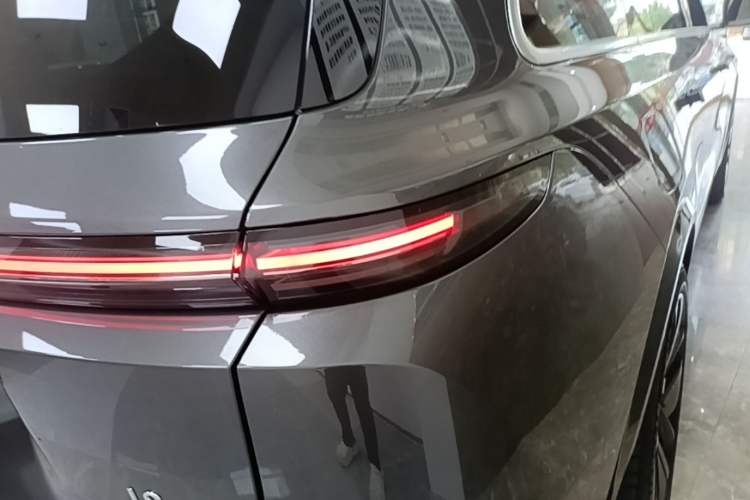 Used Li Auto L9 2022 Max model Right Rear Taillight