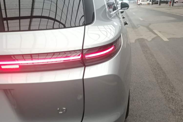Used Li Auto L9 2022 Max model Right Rear Taillight