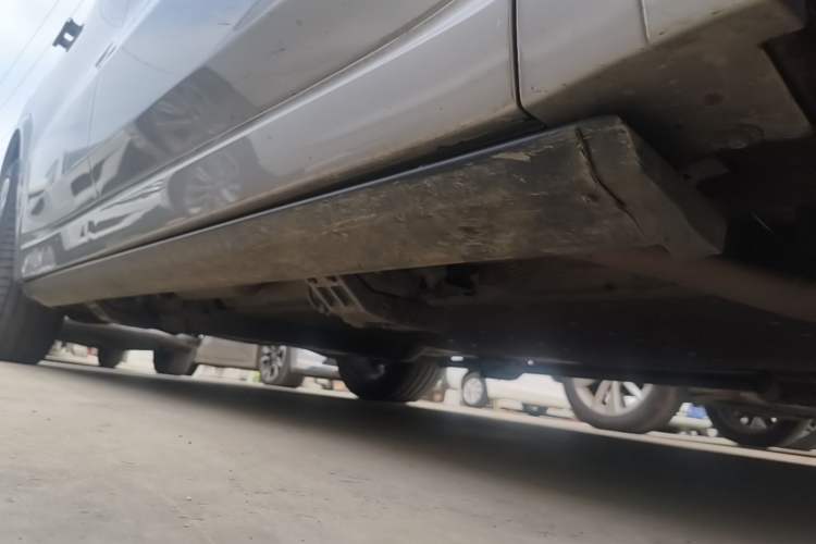 Used Li Auto L9 2022 Max model Right Side Sill