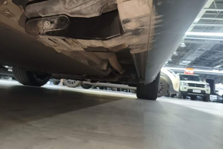 Used Li Auto L9 2022 Max model Right Side Sill