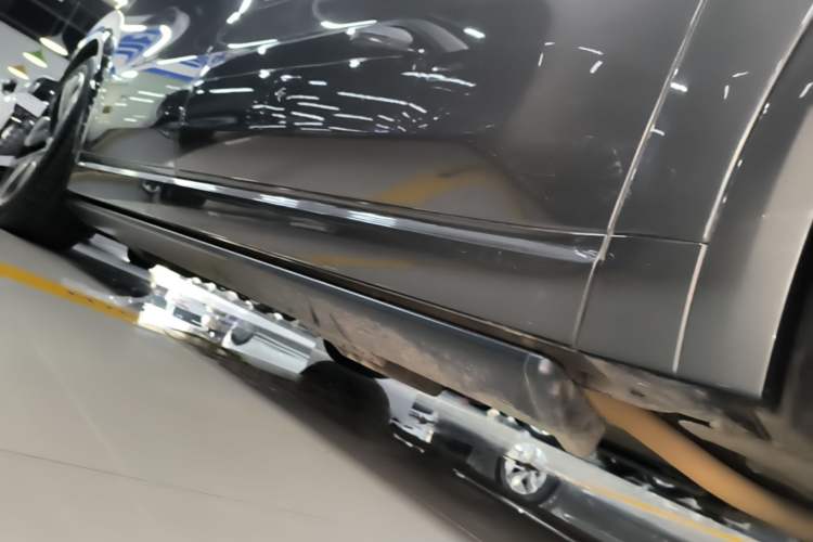 Used Li Auto L9 2022 Max model Right Side Sill