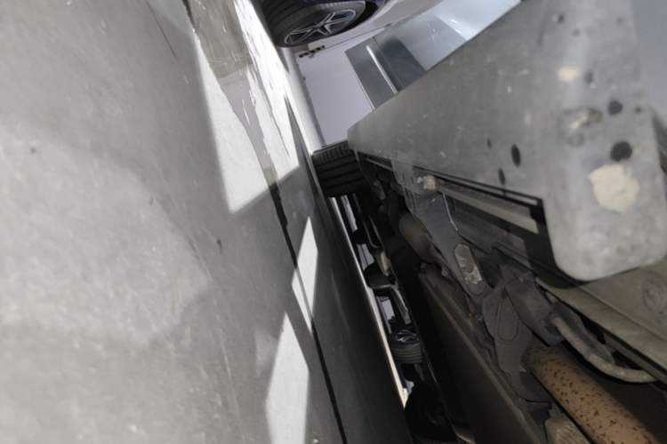 Used Li Auto L9 2022 Max model Right Side Sill