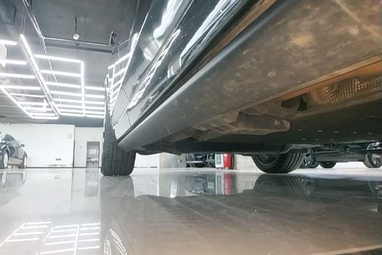 Used Li Auto L9 2022 Max model Right Side Sill