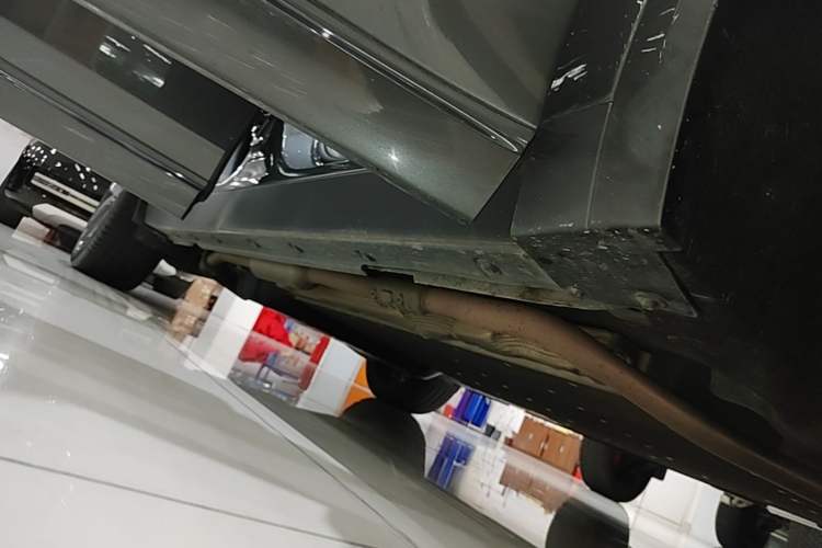 Used Li Auto L9 2022 Max model Right Side Sill