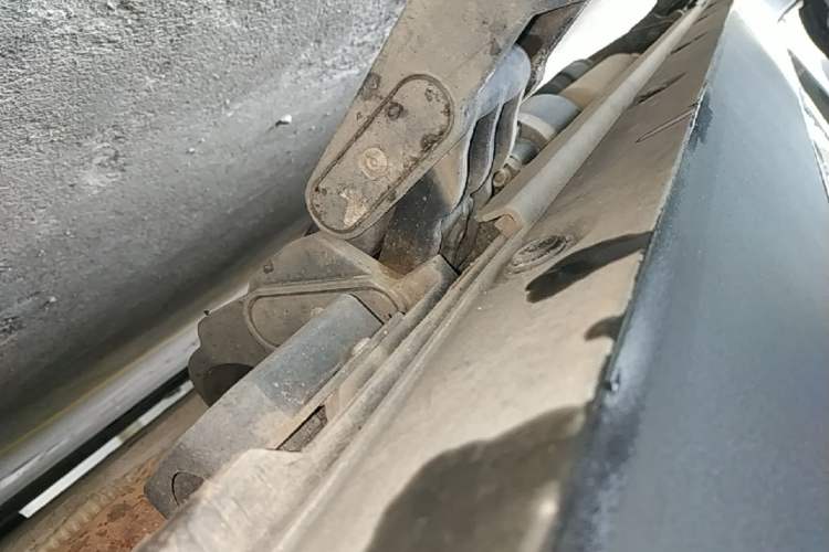 Used Li Auto L9 2022 Max model Right Side Sill