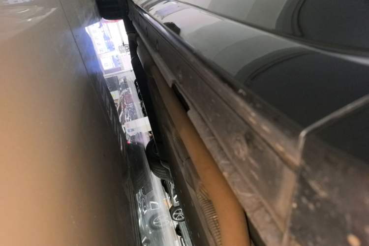 Used Li Auto L9 2022 Max model Right Side Sill