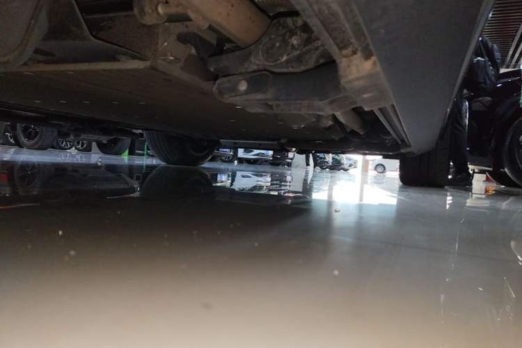 Used Li Auto L9 2022 Max model Right Side Sill