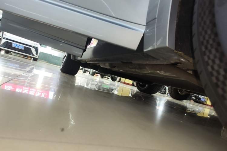 Used Li Auto L9 2022 Max model Right Side Sill