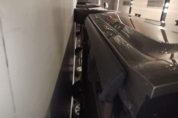Used Li Auto L9 2022 Max model Right Side Sill