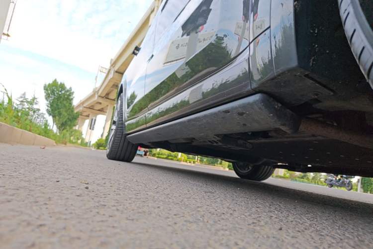 Used Li Auto L9 2022 Max model Right Side Sill
